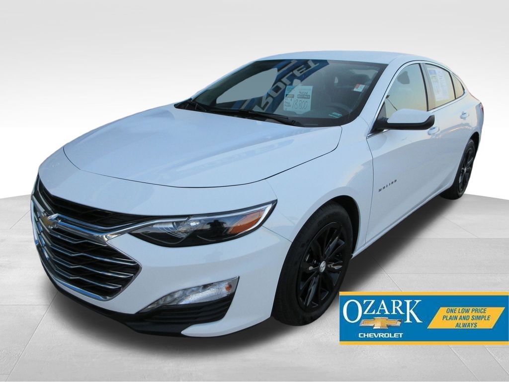 Summit White 2025 Chevrolet Malibu Sedan Front-Wheel Drive Continuously Variable Transmission