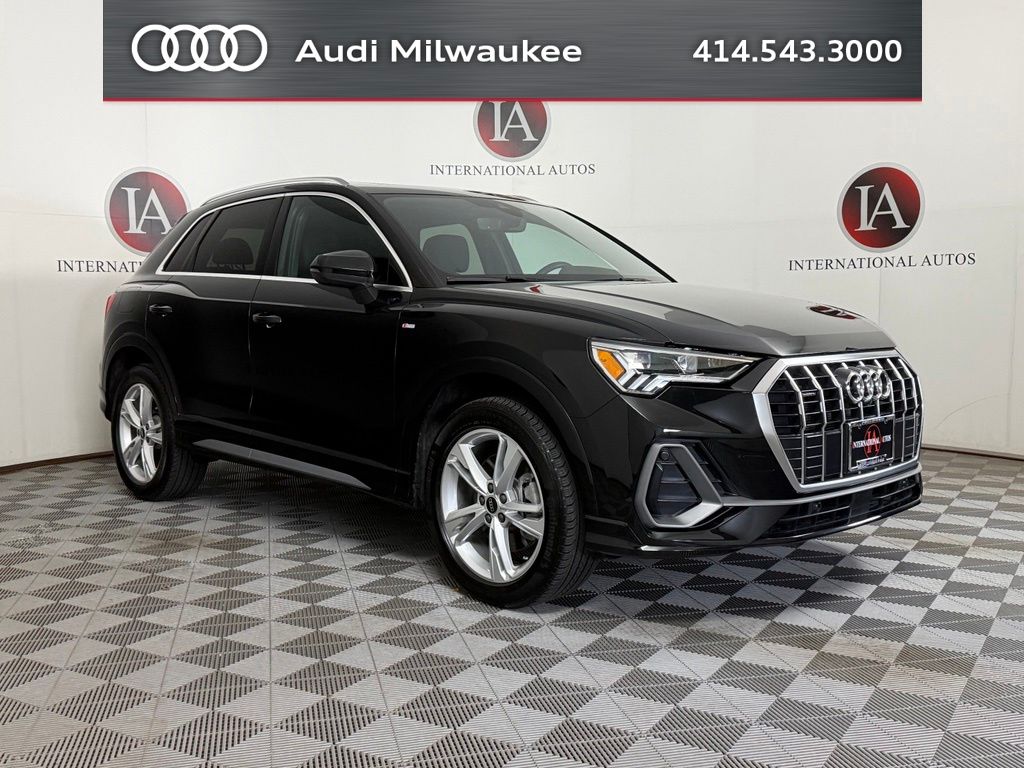 Mythos Black Metallic 2024 Audi Q3 SUV / Crossover All-Wheel Drive 8-Speed Automatic
