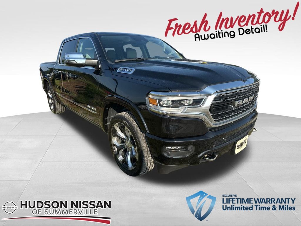 2023 Diamond Black Crystal Pearlcoat Ram 1500 Limited 4X4 Truck