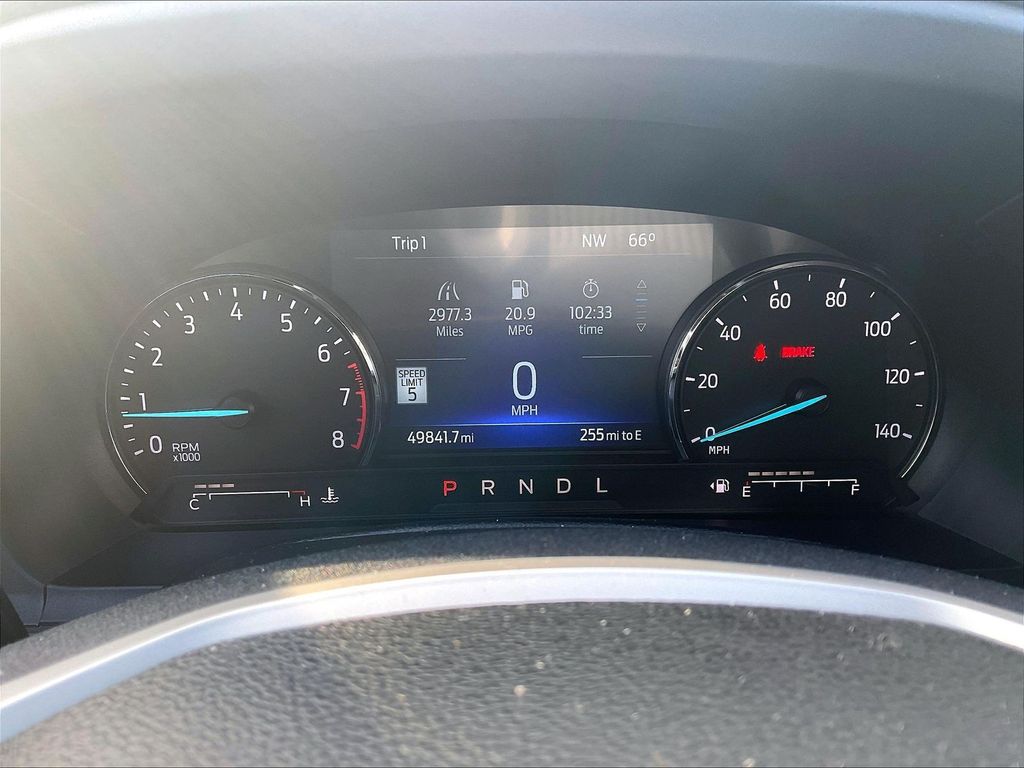 2023 Ford Explorer — photo 25