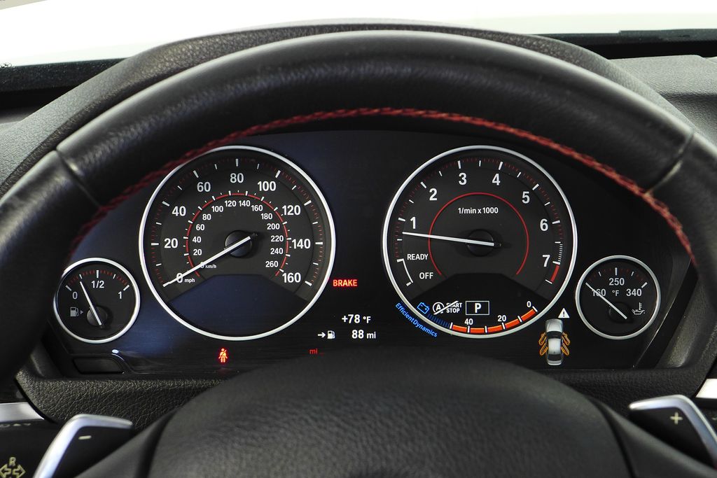 Thumbnail: 2016 BMW 3 Series - 28