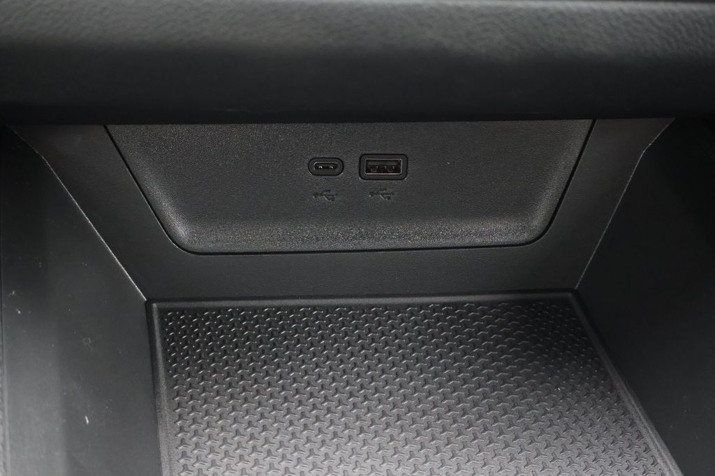 Thumbnail: 2026 Chevrolet Equinox - 29