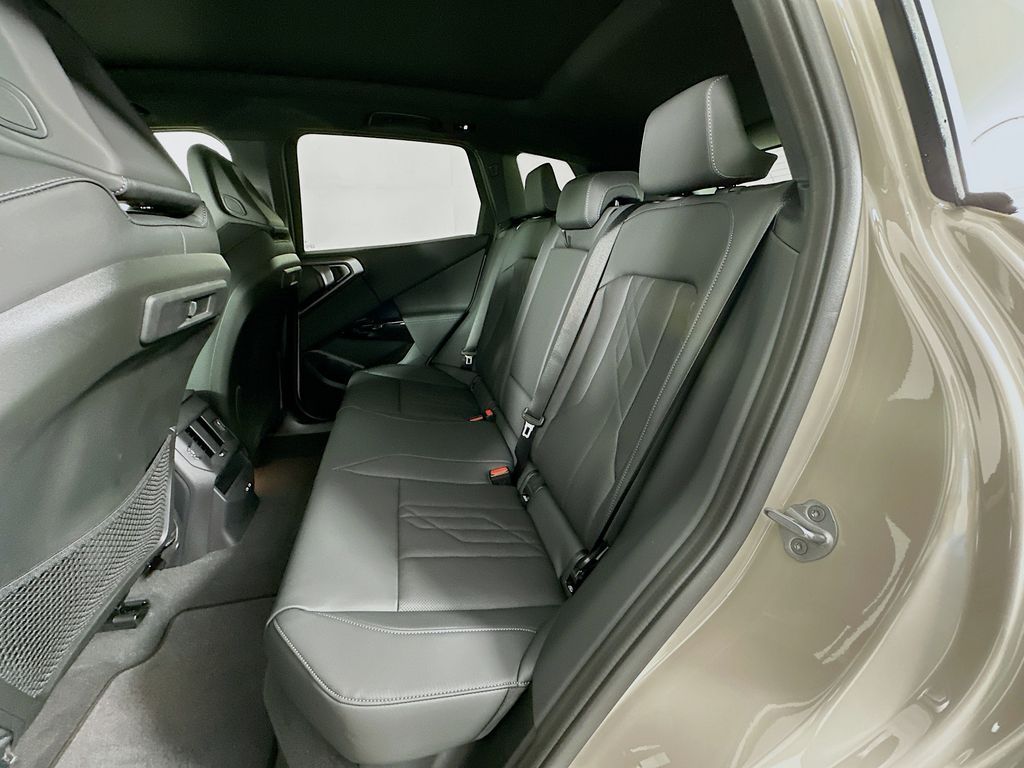 Thumbnail: 2026 BMW X3 - 17