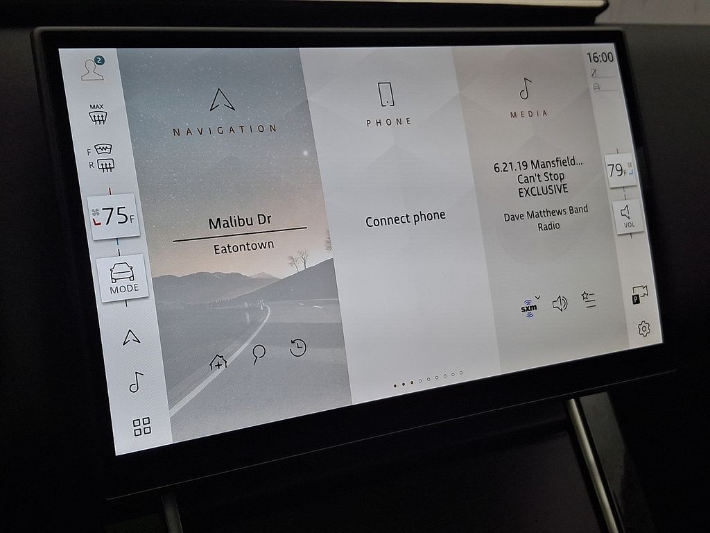 Thumbnail: 2026 Land Rover Range Rover Velar - 18