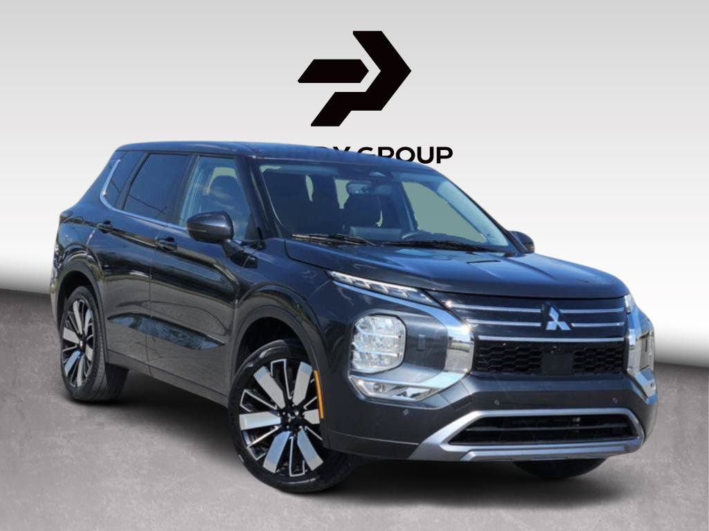2025 Mitsubishi Outlander SE FWD