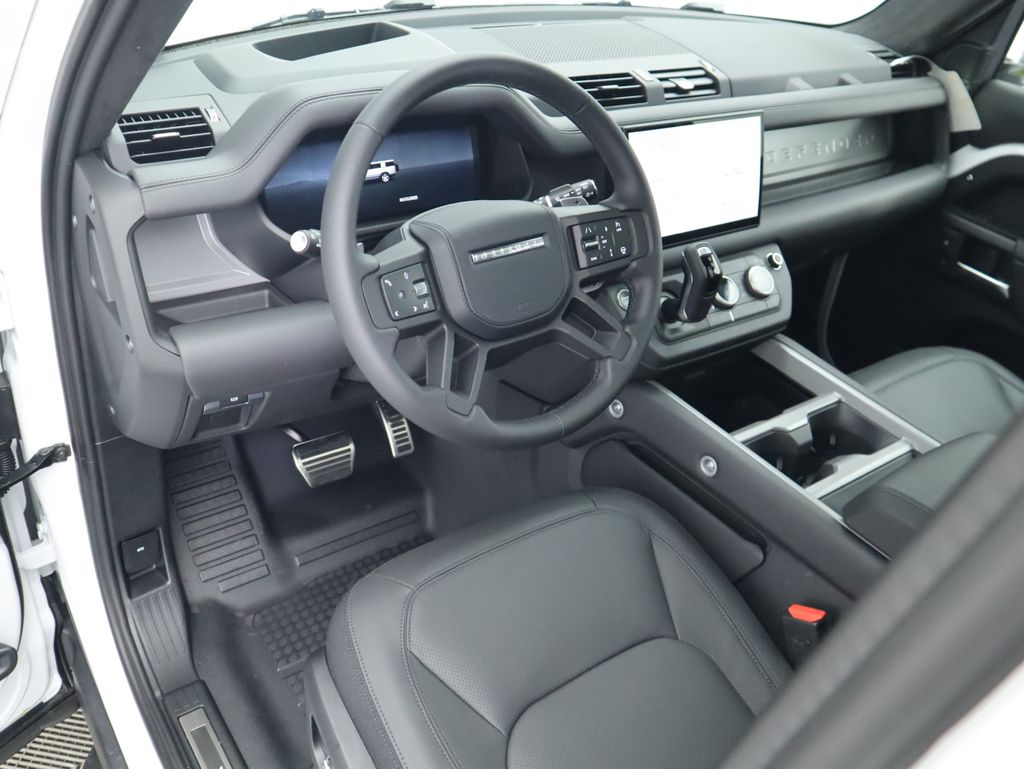 Thumbnail: 2025 Land Rover Defender - 9