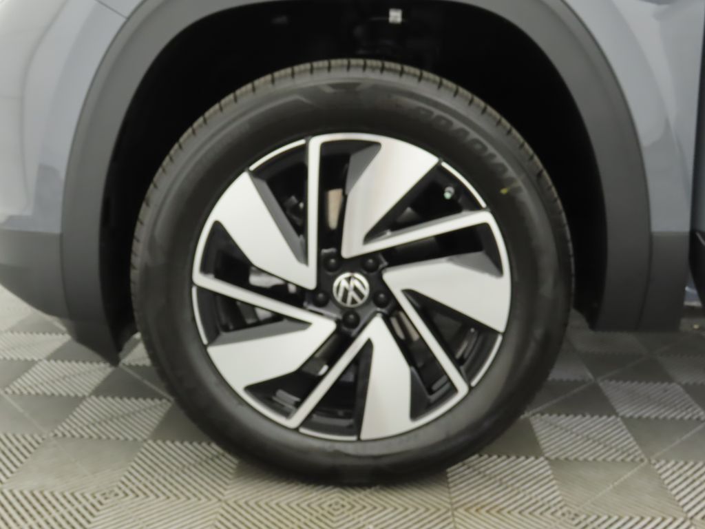 Thumbnail: 2026 Volkswagen Atlas - 31