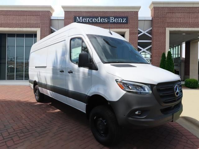 2024 Mercedes-Benz Sprinter 2500 3