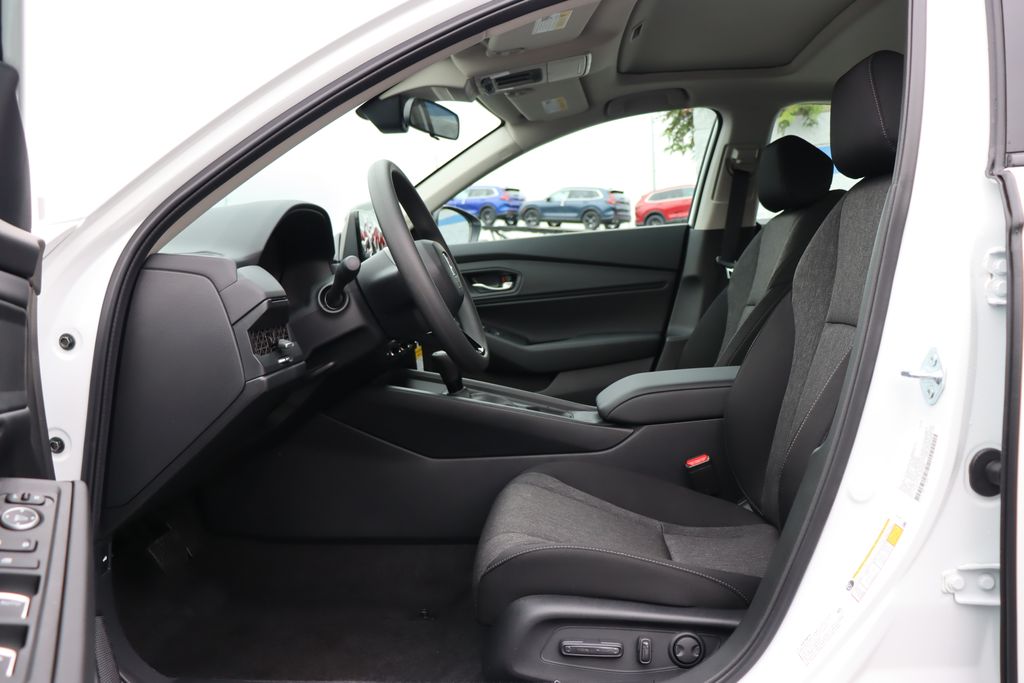 Thumbnail: 2025 Honda Accord - 28