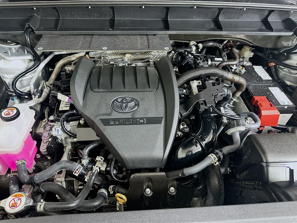 Thumbnail: 2025 Toyota Highlander - 30