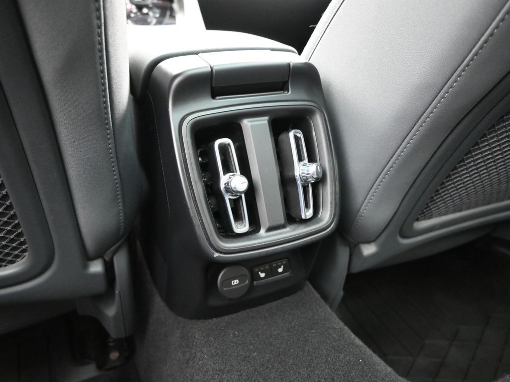 2022 Polestar 2 Long Range Dual Motor