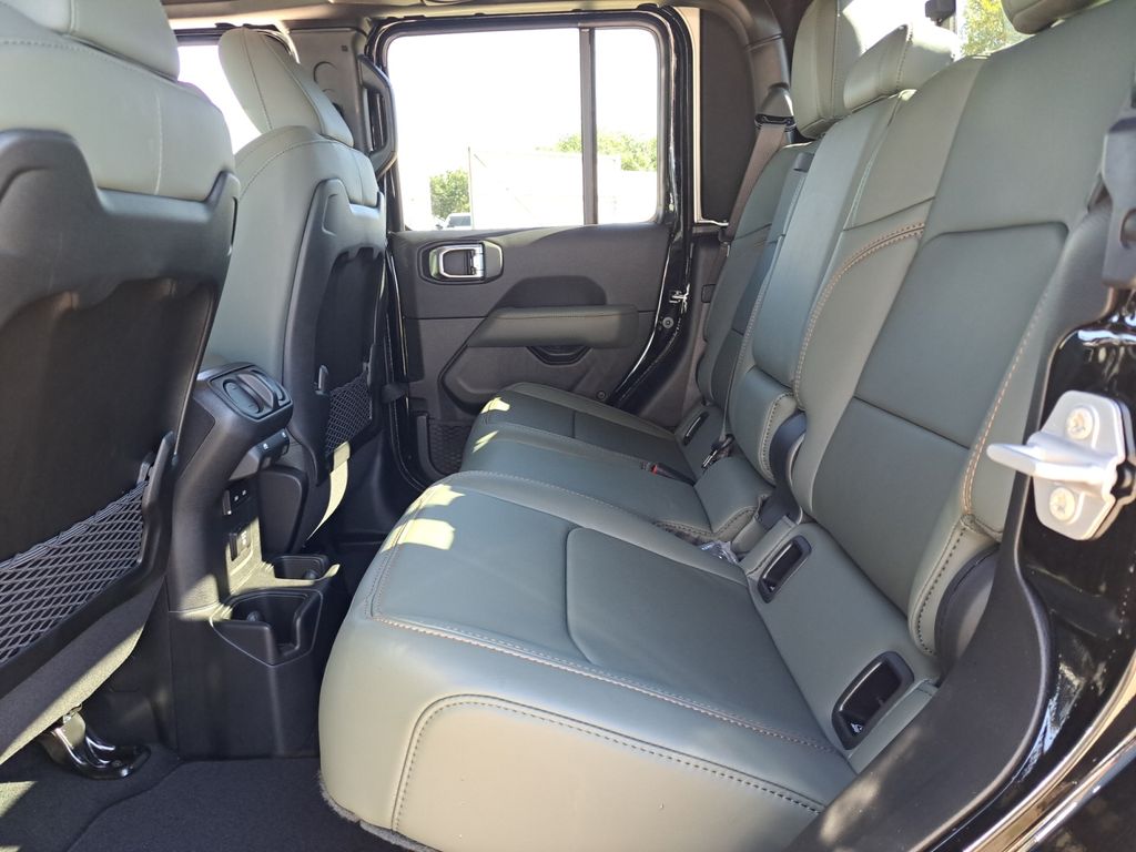 New Car 2025 Jeep Gladiator  Mojave For Sale Under $60,000 In Austin, Texas