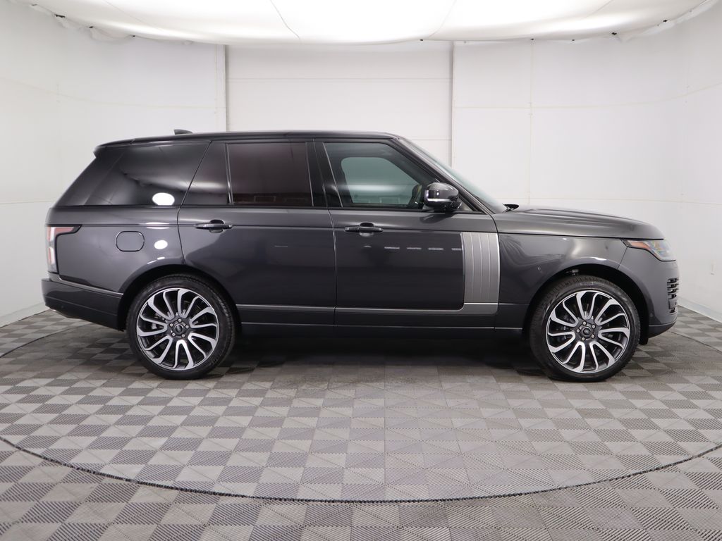 Thumbnail: 2018 Land Rover Range Rover - 4