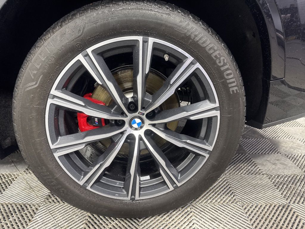 Thumbnail: 2024 BMW X5 - 13