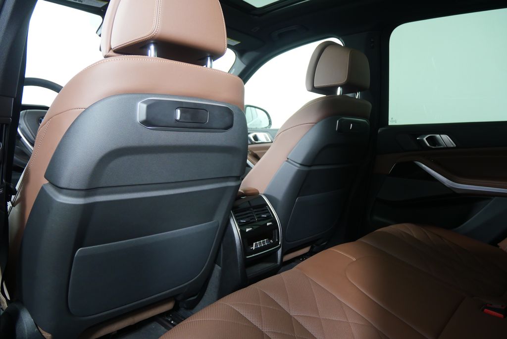 Thumbnail: 2024 BMW X5 - 19