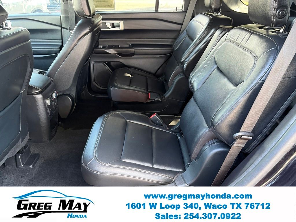 2020 Ford Explorer XLT Black at Greg May Honda