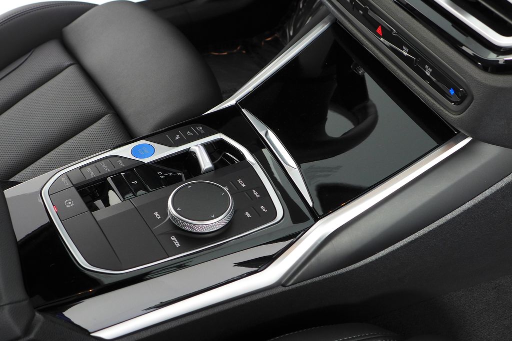 Thumbnail: 2024 BMW i4 - 15