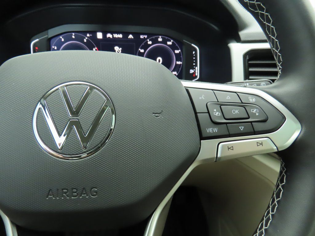 2022 Volkswagen Atlas SEL 12