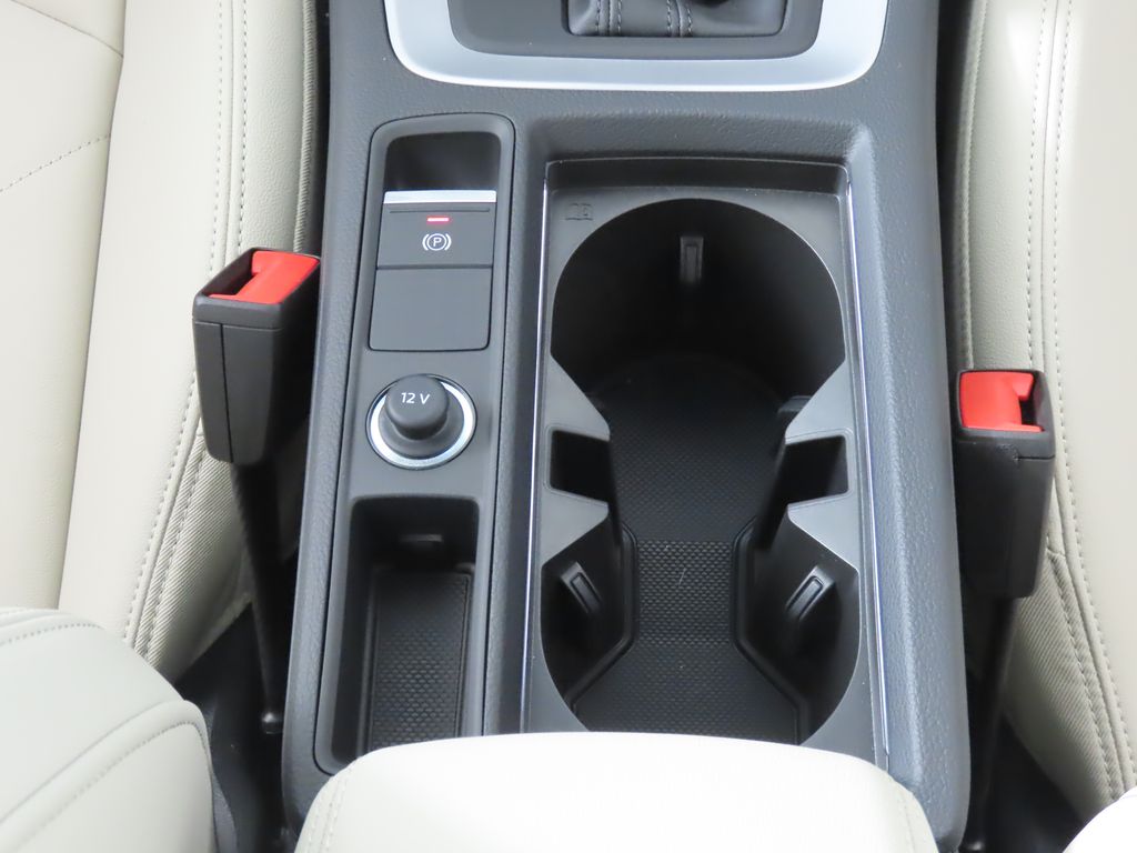 Thumbnail: 2025 Audi Q3 - 24