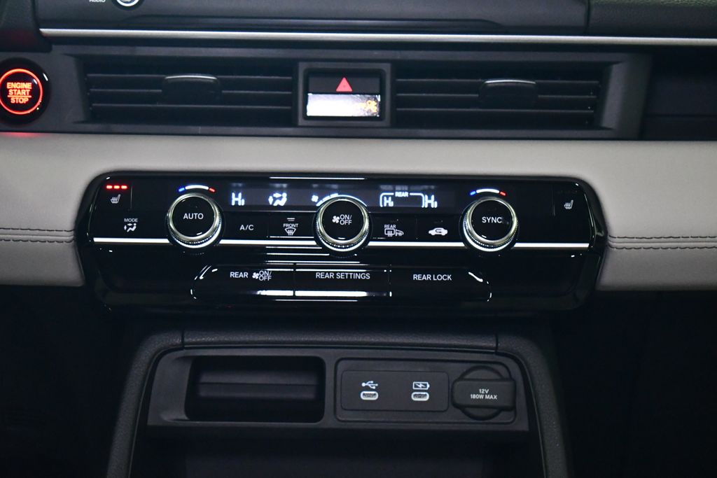 Thumbnail: 2026 Honda Pilot - 12