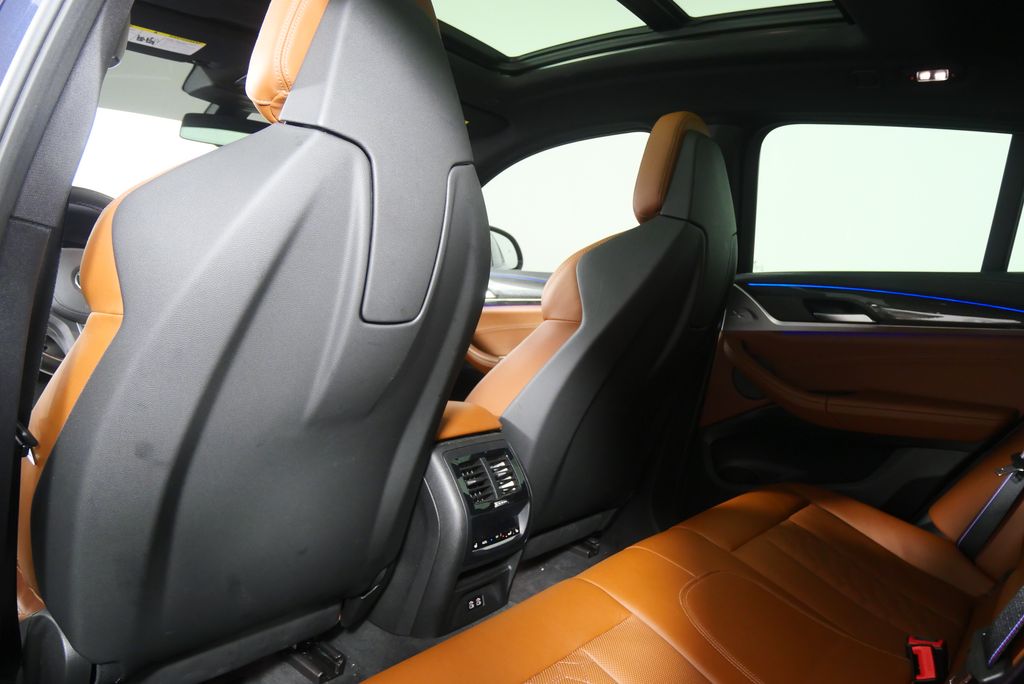 Thumbnail: 2024 BMW X4 - 19