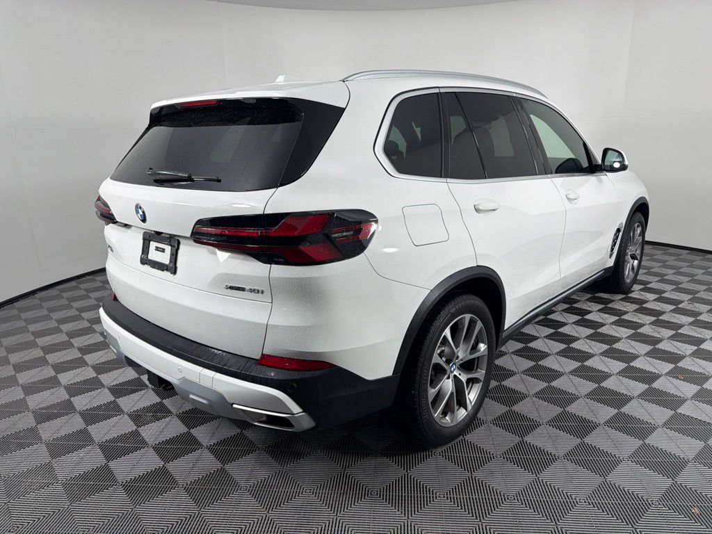 Thumbnail: 2025 BMW X5 - 5