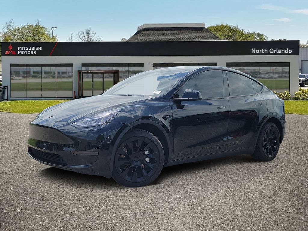 2023 Tesla Model Y Long Range