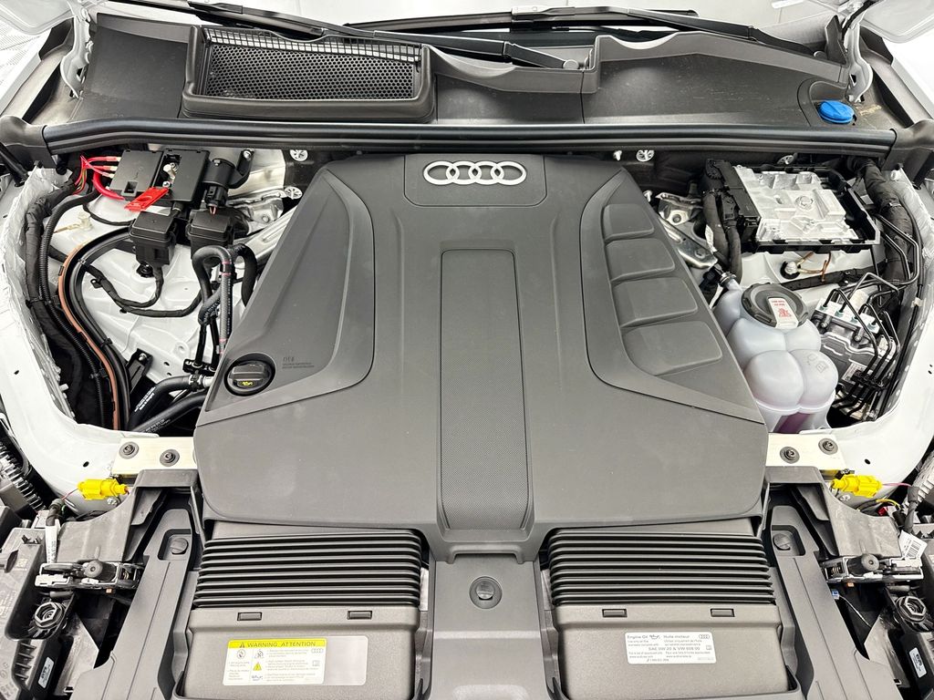 Thumbnail: 2026 Audi Q7 - 28