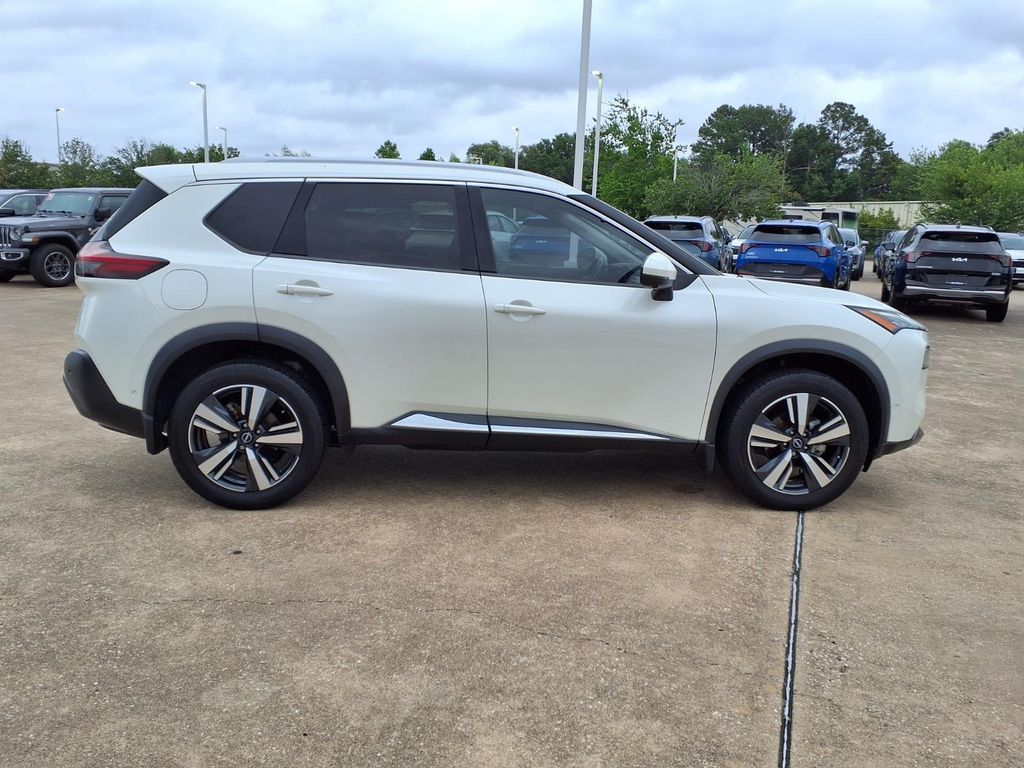 2023 Nissan Rogue SL - 5