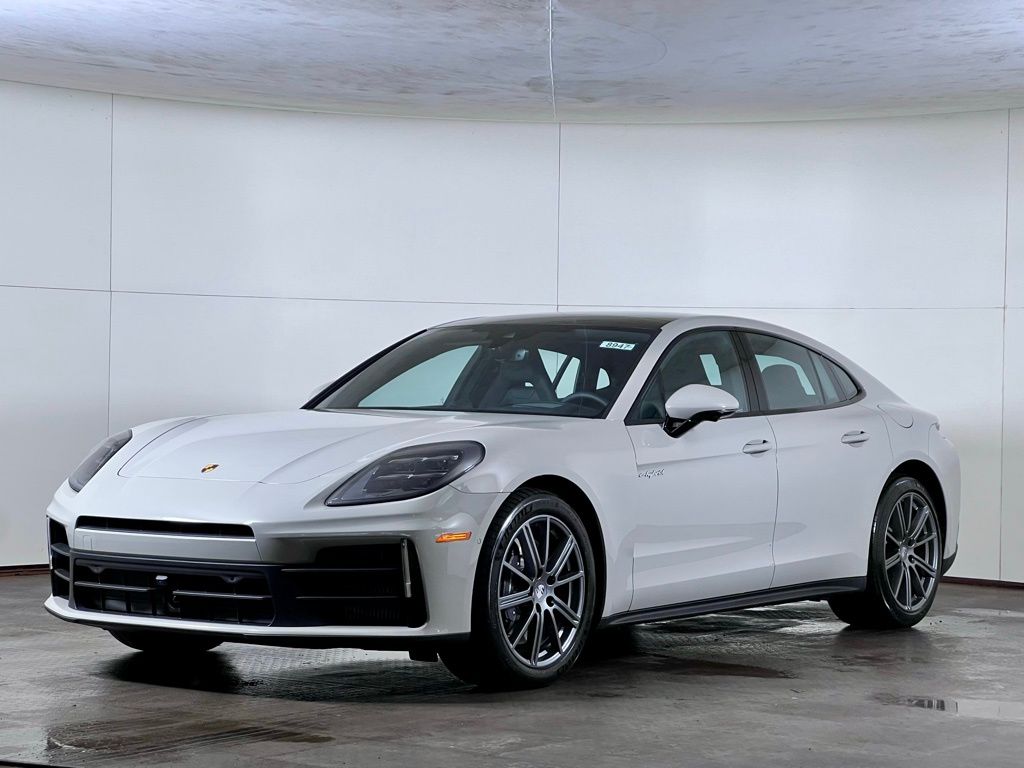2026 Porsche Panamera E-Hybrid 4