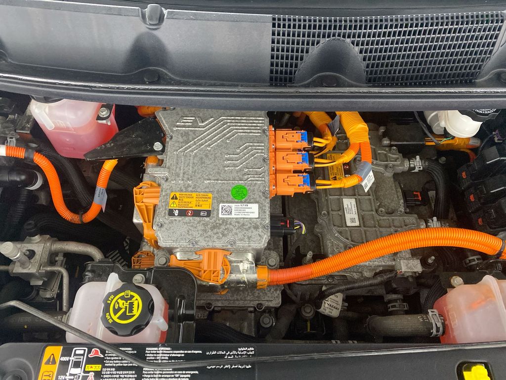 2019 Chevrolet Bolt EV LT 27