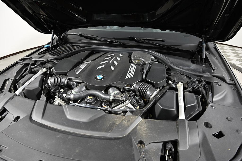Thumbnail: 2020 BMW 7 Series - 27