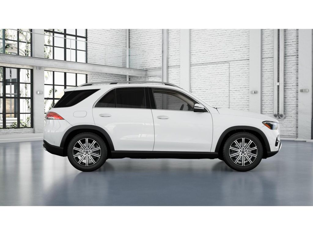 Thumbnail: 2026 Mercedes-Benz GLE - 2