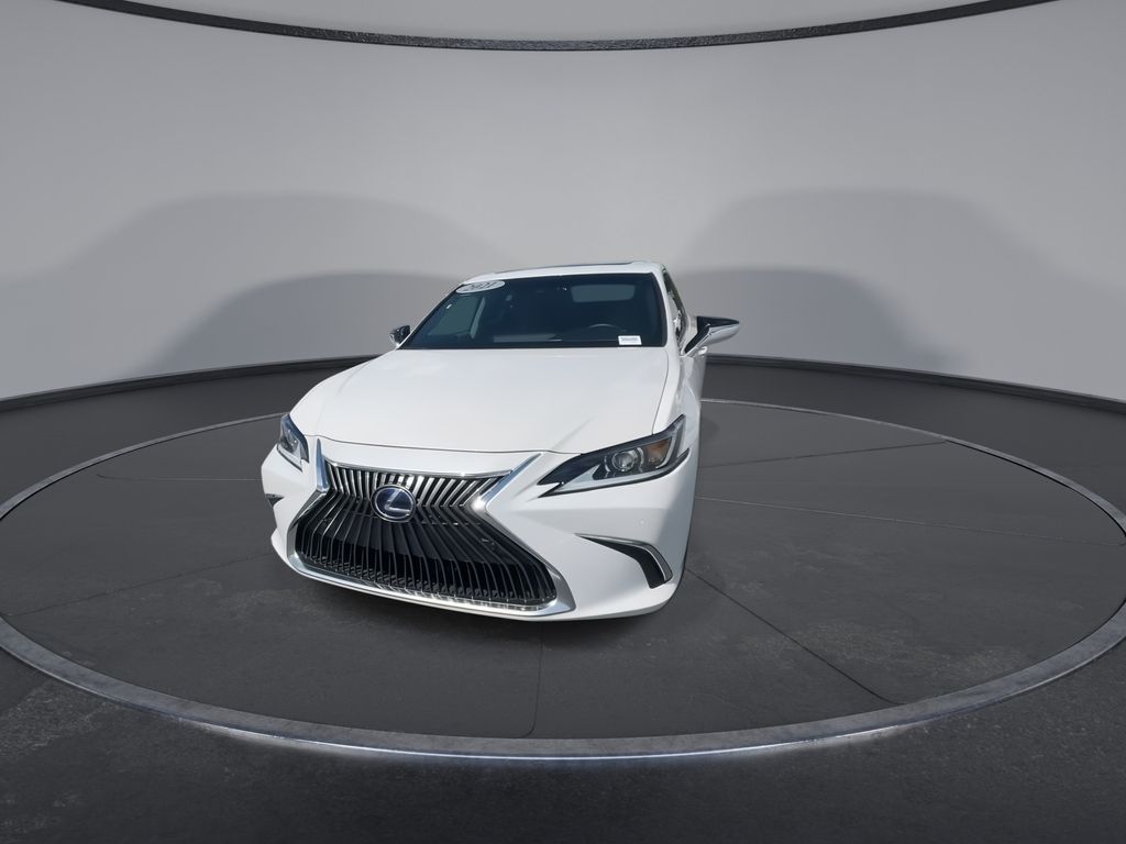 Thumbnail: 2021 Lexus ES - 4