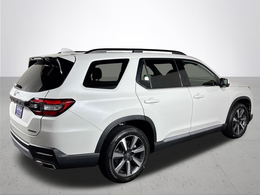 2025 Honda Pilot Touring