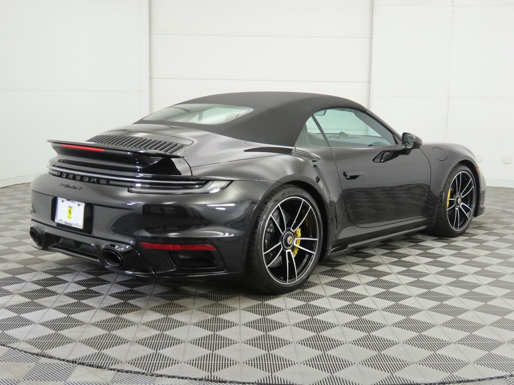 Thumbnail: 2024 Porsche 911 - 13