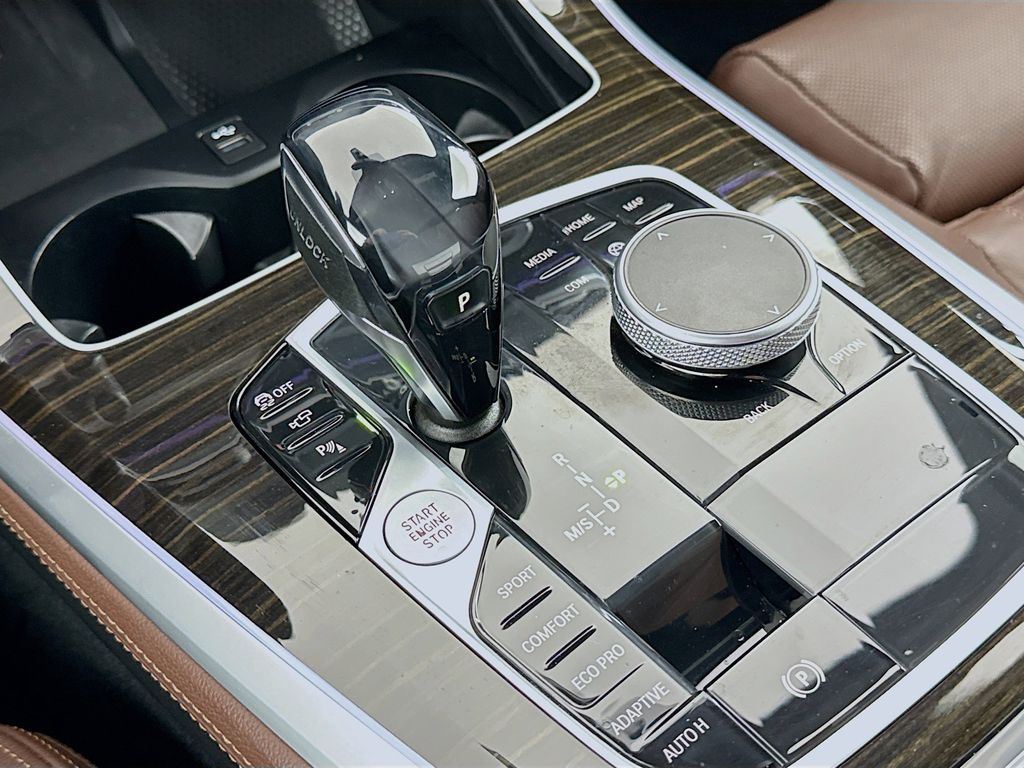 Thumbnail: 2021 BMW X5 - 17