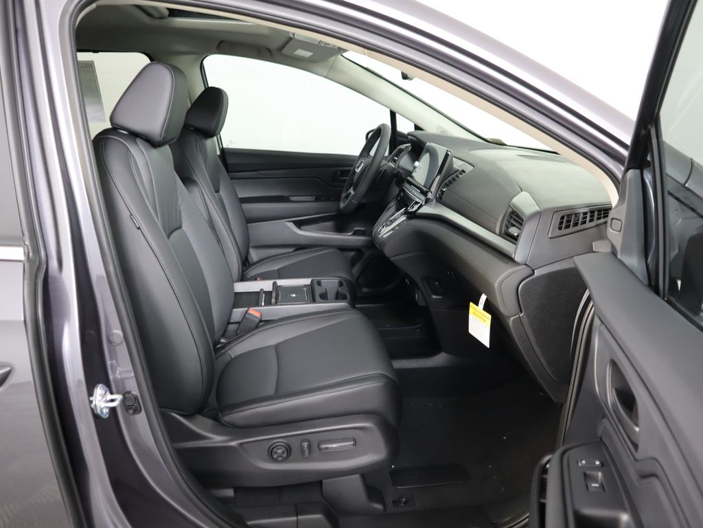 Thumbnail: 2026 Honda Odyssey - 20