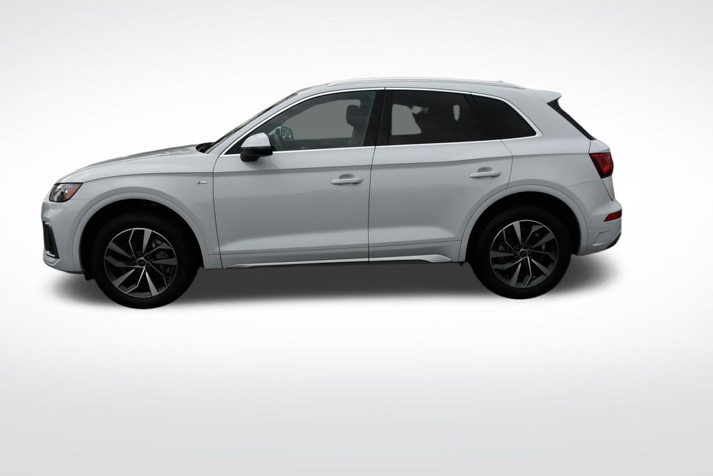 Thumbnail: 2023 Audi Q5 - 2