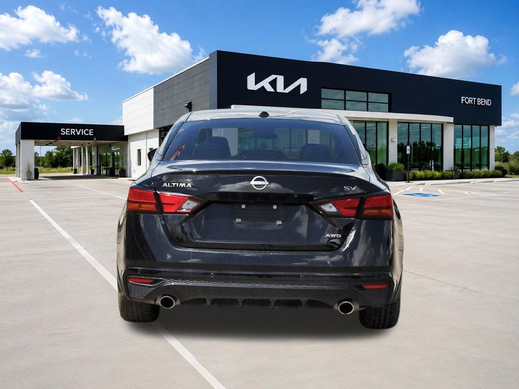 2024 Nissan Altima 2.5 SV - 5