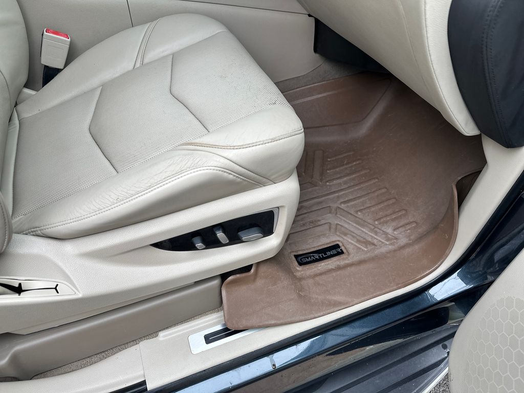 Used Car 2020 Cadillac Escalade Esv  Luxury For Sale Under $25,000 In Austin, Texas