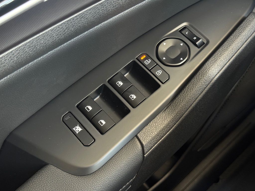 2026 Kia Sportage Hybrid EX Gray at Community Kia