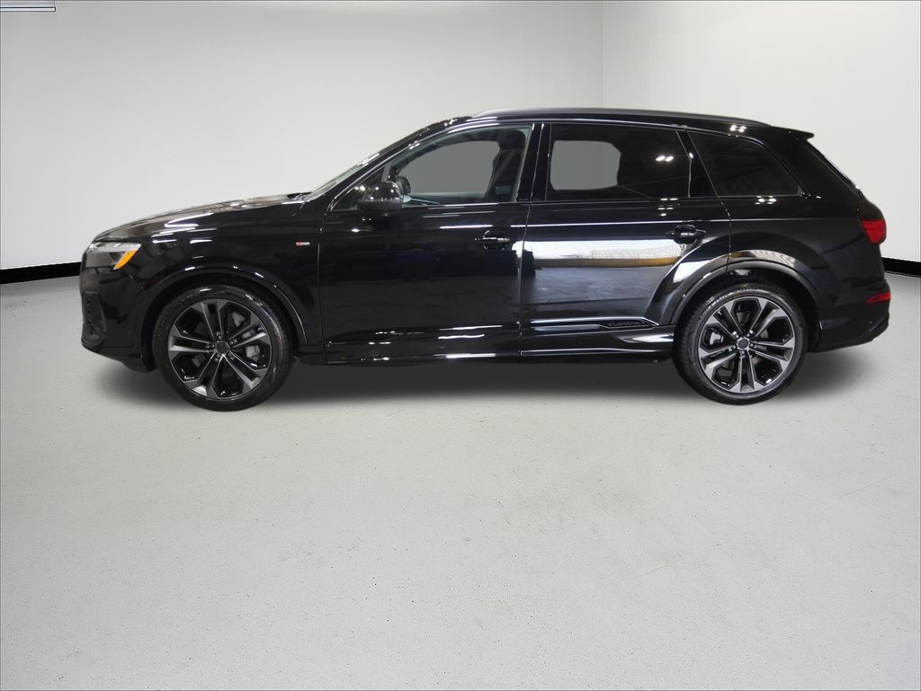 Thumbnail: 2026 Audi Q7 - 2