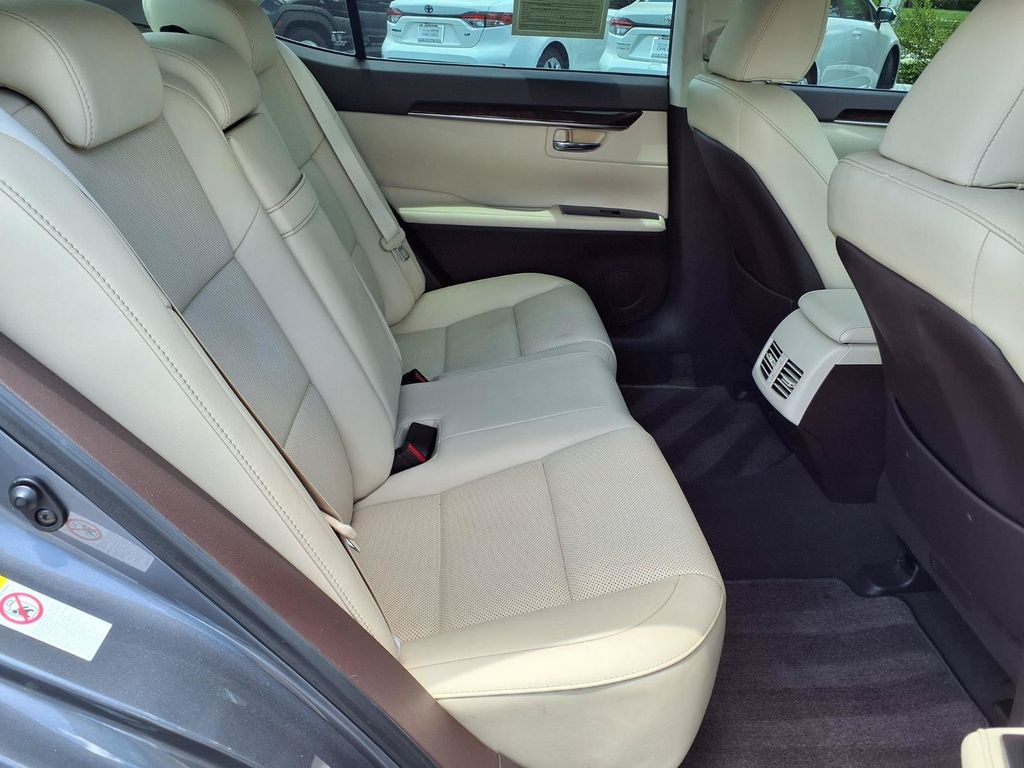 Used 2017 Lexus ES Sedan