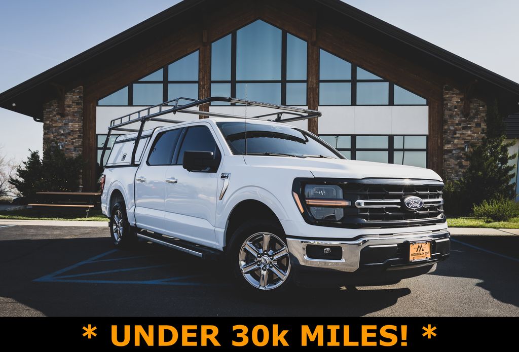 Oxford White 2024 Ford F-150 XLT SuperCrew RWD Pickup Truck 4X2 Automatic