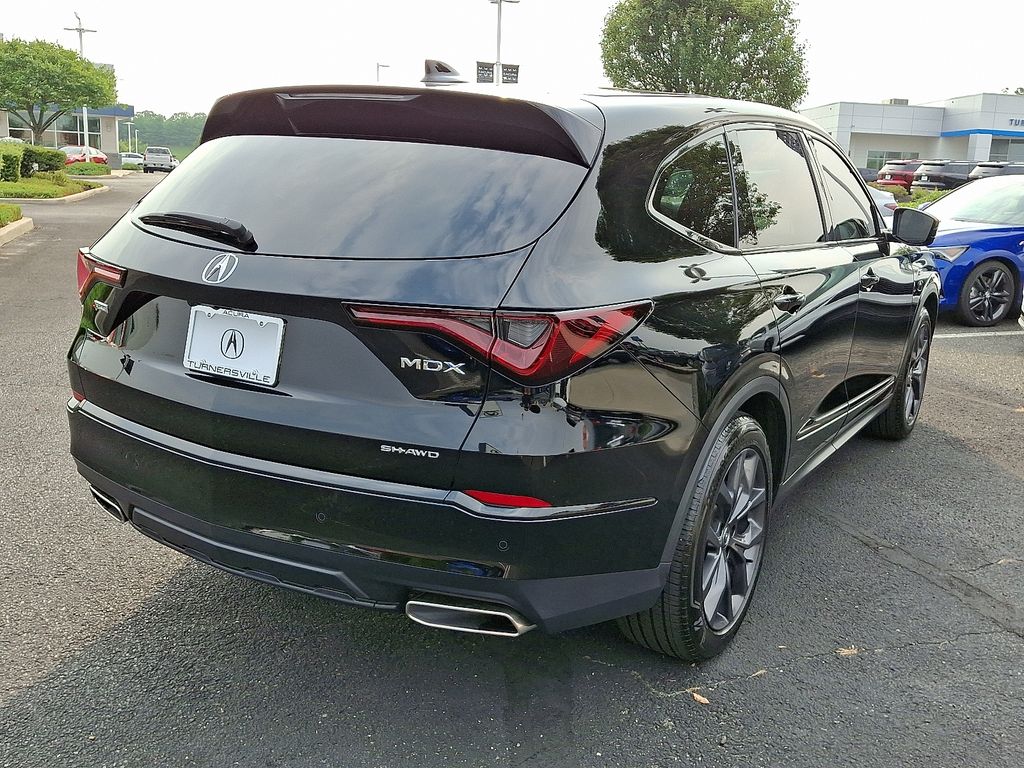 Thumbnail: 2023 Acura MDX - 6