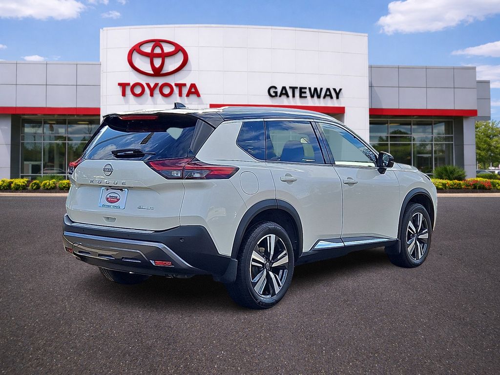 Thumbnail: 2023 Nissan Rogue - 7