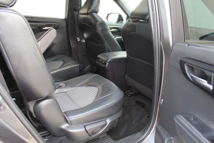 Used Car 2022 Toyota Highlander  Xse For Sale Under $35,000 In Georgetown, Texas