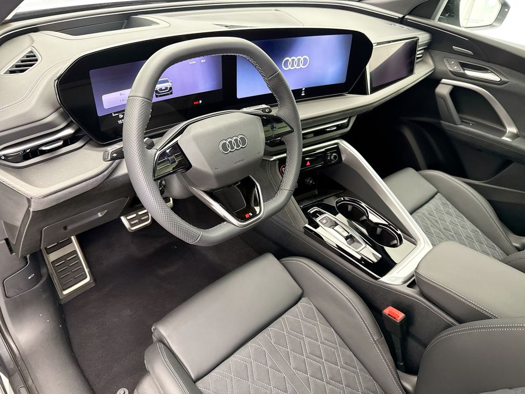 Thumbnail: 2026 Audi SQ5 - 10