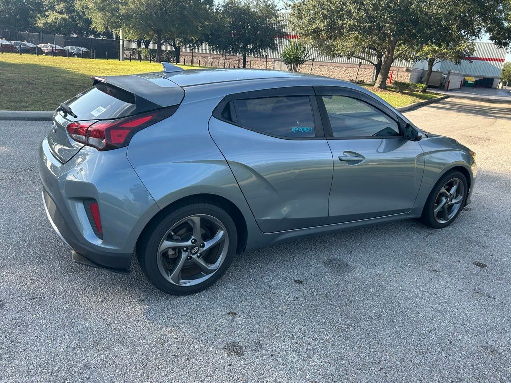 Thumbnail: 2019 Hyundai Veloster - 5